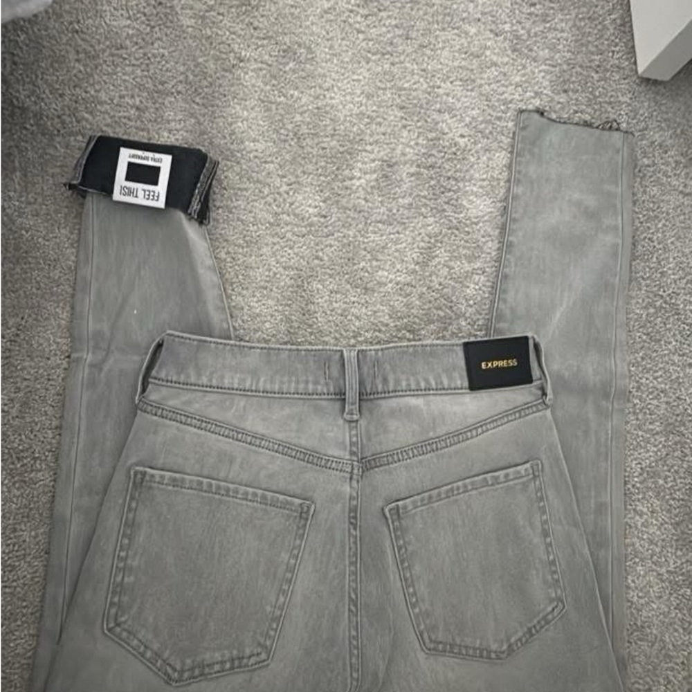 Express Women's High Rise Jeans in Pink and Gray - Picture 2 of 3
